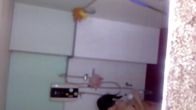 టీ షర్ట్ లో